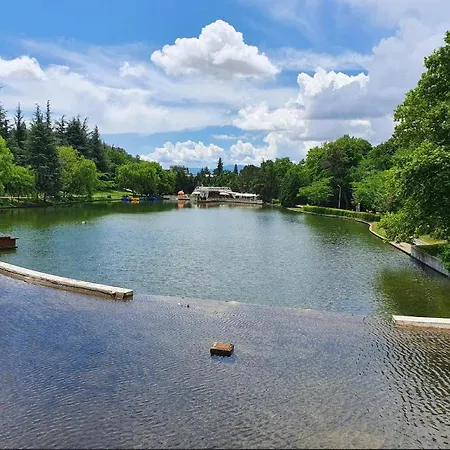 Лукс Апартамент Любенз *