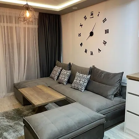 Лукс Апартамент Любенз * 산단스키